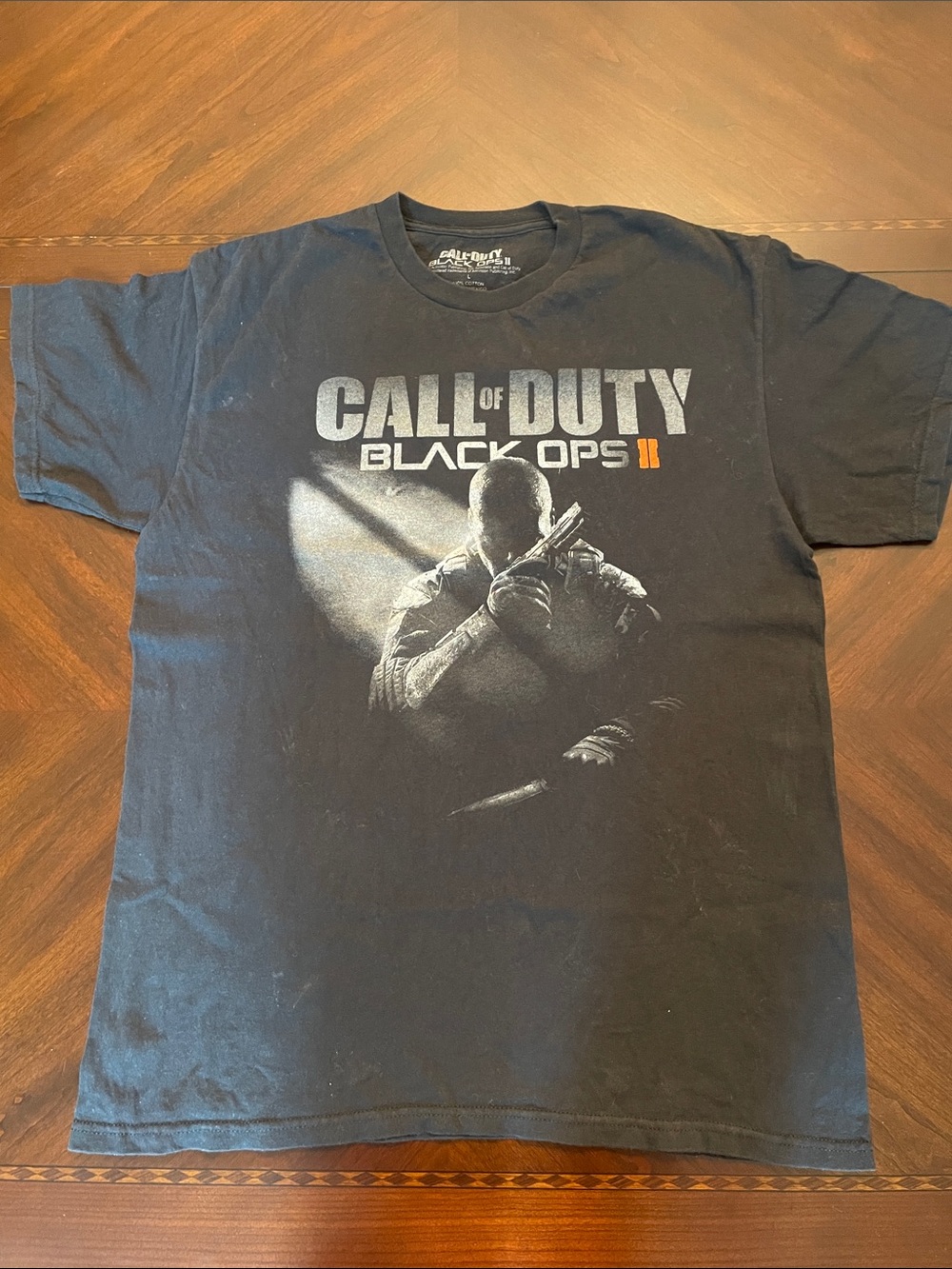 Vintage Call of Duty Black Ops II T-Shirt Large
